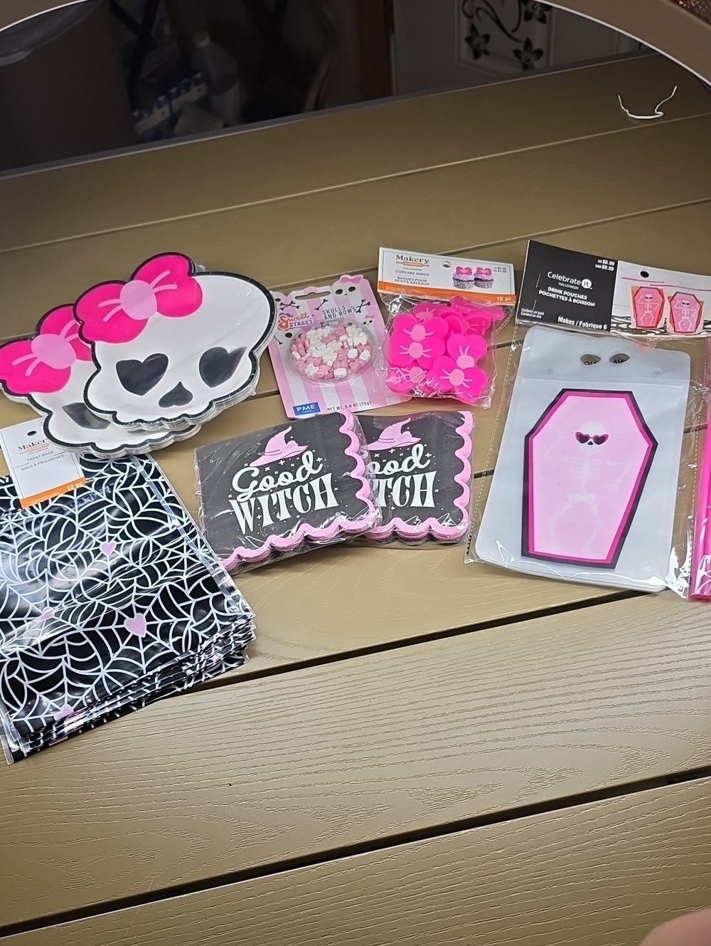 Halloween Pink Skull & Coffin Party Kit - Good Witch Napkins
